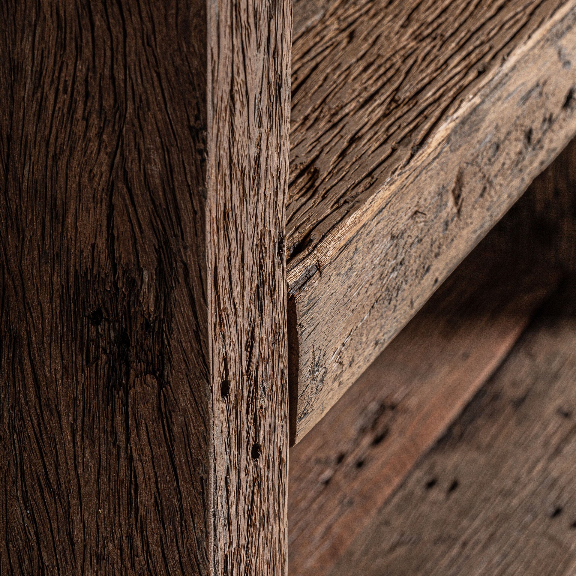 WALDING BOOKCASE
